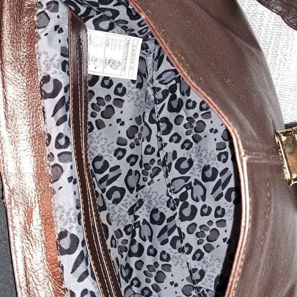 Sandra Valencia New Numbered Croc Embossed Aztec Pattern. NWT - Picture 12 of 16